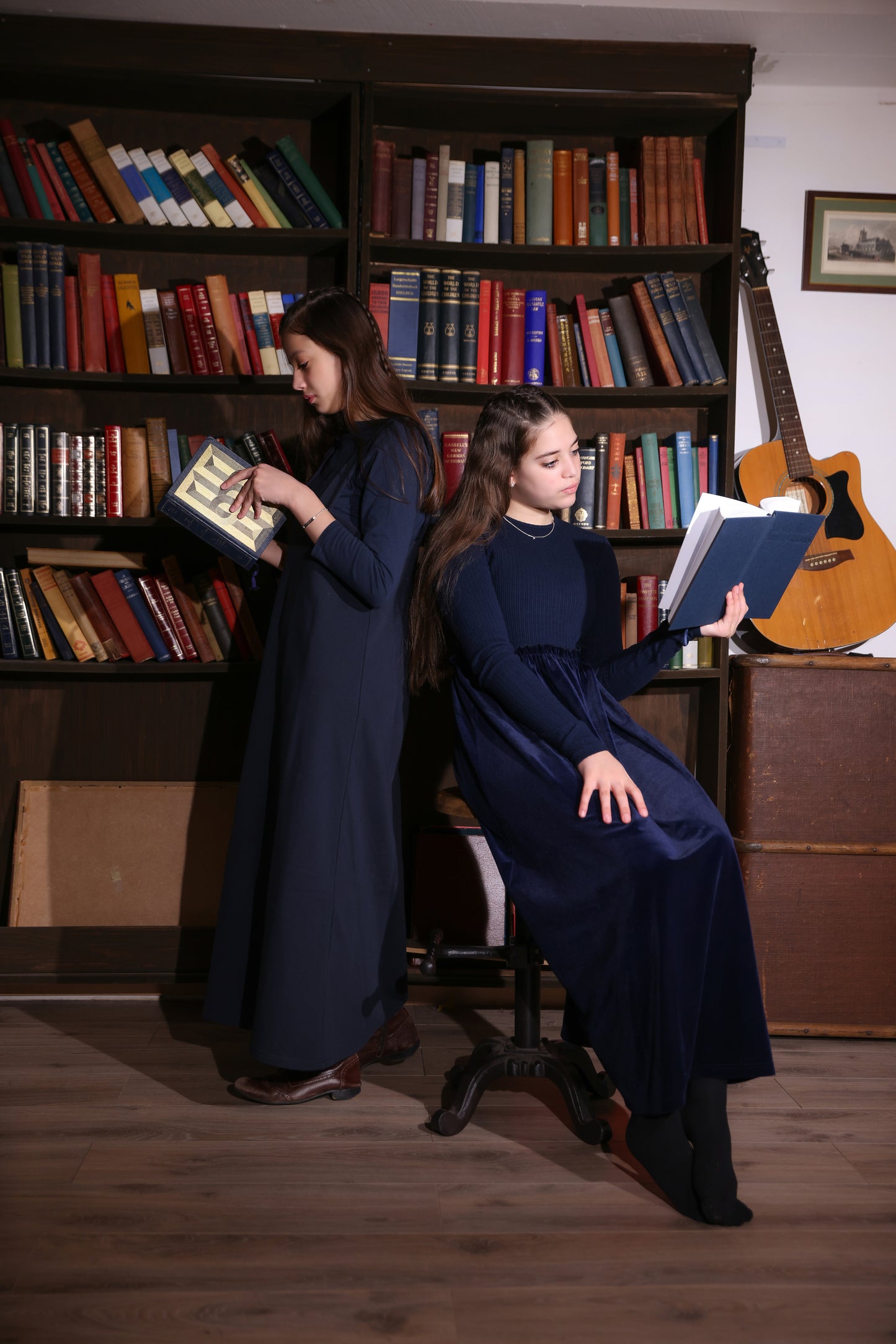 Navy Ribbed Robe Teens
